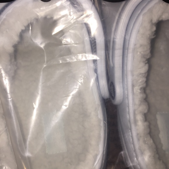 Crocs Classic Lined Clogs - Picture 6 of 8